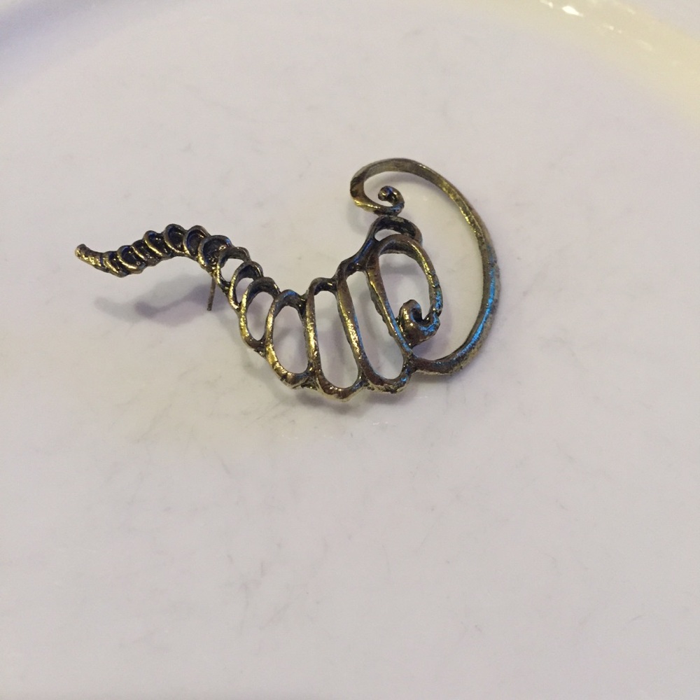 🌪 Awesome Tornado ear-cuff in silver or bronze 🌪 - Picture 6 of 6